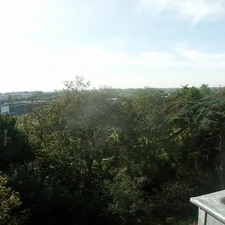 Alojamento de Acomodação e Pequeno-almoço Domaine De Castel Parc