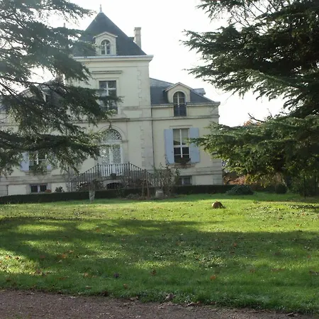 Domaine De Castel Parc 住宿加早餐酒店 尼奥尔