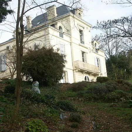 Alojamento de Acomodação e Pequeno-almoço Domaine De Castel Parc *