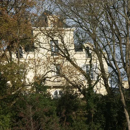 Alojamento de Acomodação e Pequeno-almoço Domaine De Castel Parc Niort
