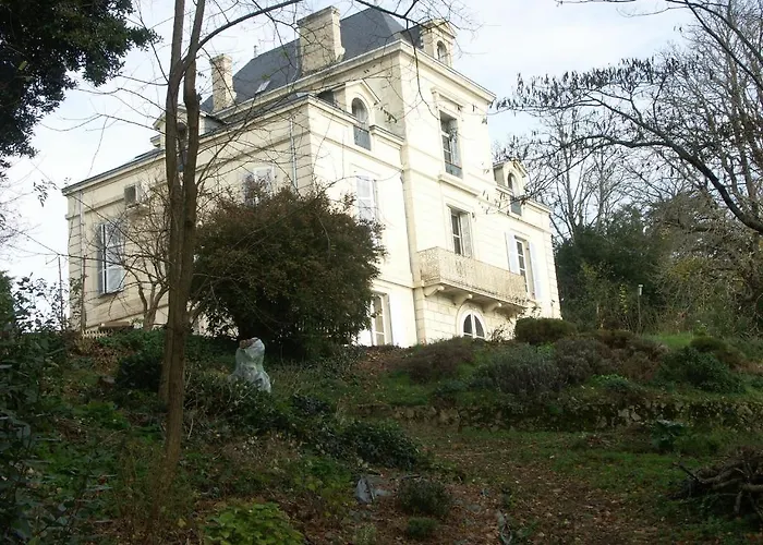 住宿加早餐酒店 Domaine De Castel Parc *