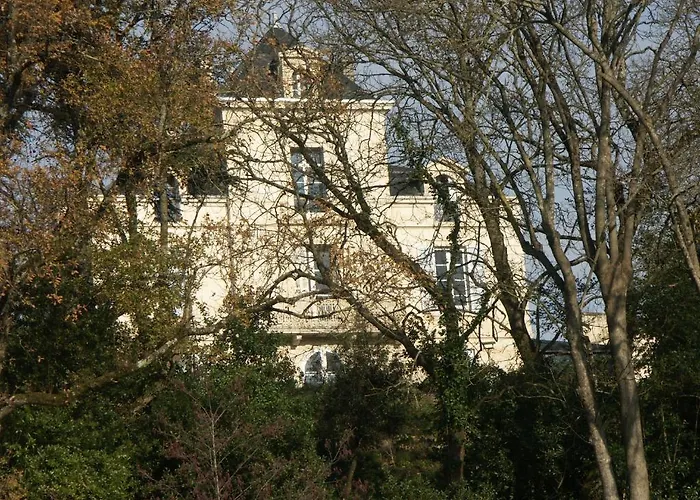 住宿加早餐酒店 Domaine De Castel Parc 尼奥尔